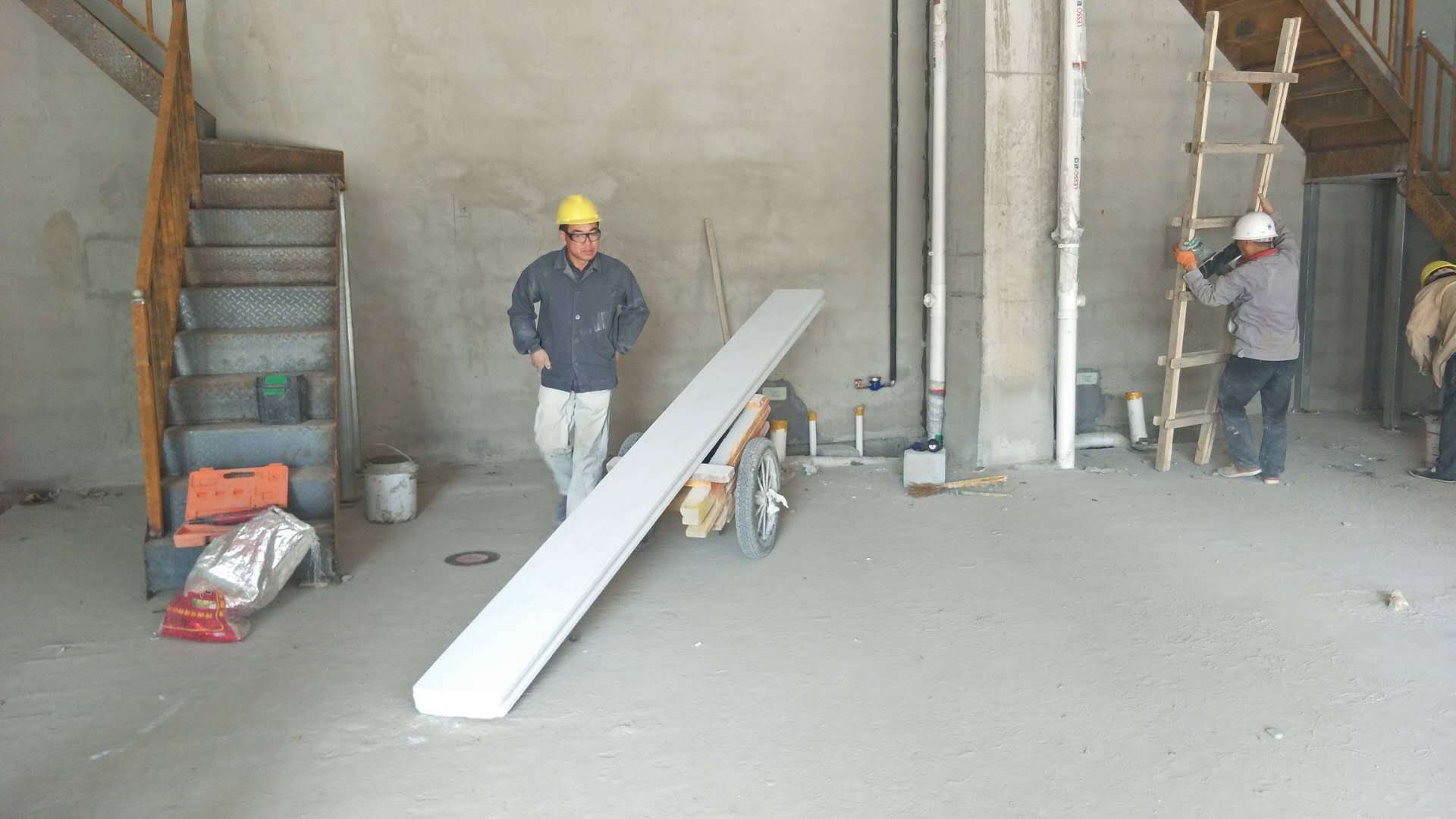 加氣混凝土板安裝必須注意的事項(xiàng)不然后果很?chē)?yán)重